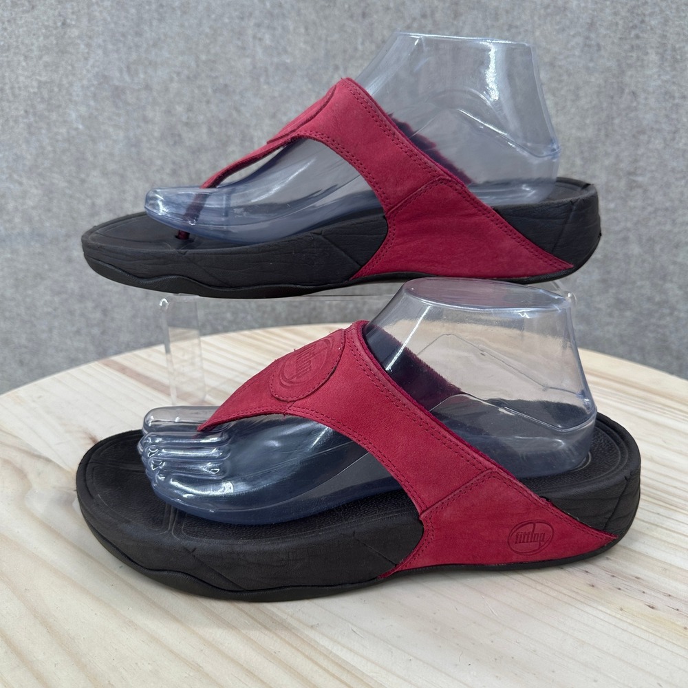 FitFlop Walkstar Sandals Womens 10.5 Red Suede Ergonomic Thong Flip Flops